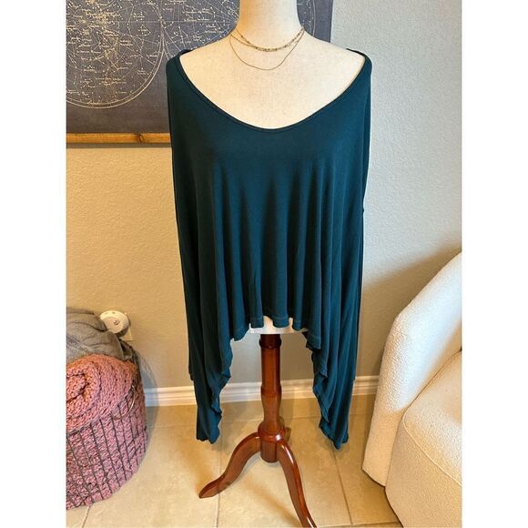 Free People Tops - Free People Scoop Neck Oversized Flowy Women’s Top Size M OB476942